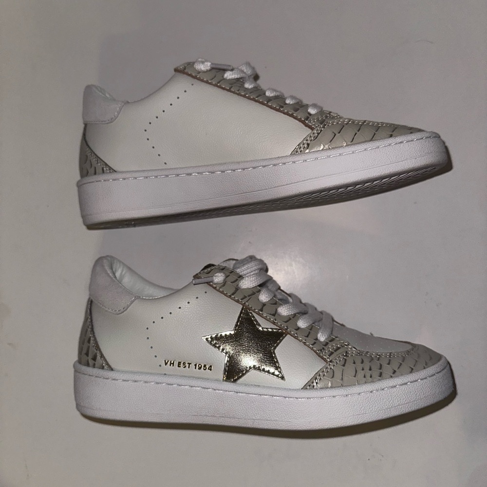 Vintage Havana, White Croc with gold star Denisse Sneakers, sz. 8.5
